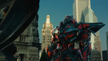 Backdrop to the movie "Transformers: Dark of the Moon" #810747