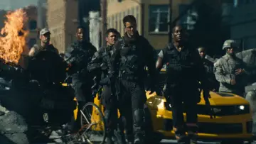 Backdrop to the movie "Transformers: Dark of the Moon" #810773