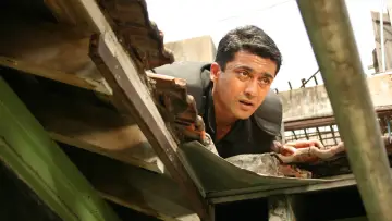 Backdrop to the movie "Vaaranam Aayiram" #1157883