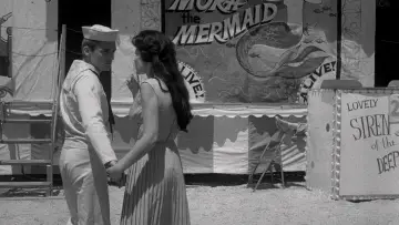 Backdrop to the movie "Night Tide" #468403