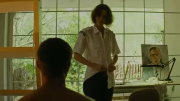 Backdrop to the movie "Dogtooth" #1647330