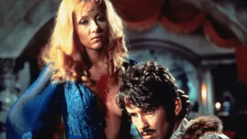 Backdrop to the movie "Countess Dracula" #419150
