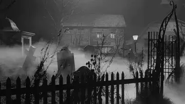 Backdrop to the movie "The City of the Dead" #1098384
