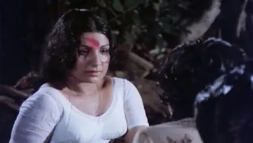 Backdrop to the movie "Rathinirvedam" #698337