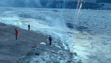 Backdrop to the movie "Mountains May Depart" #1186613