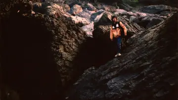 Backdrop to the movie "Mars in the Well" #1174746