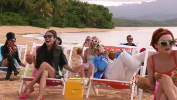 Backdrop to the movie "Teen Beach 2" #1185577