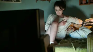 Backdrop to the movie "Emelie" #1043967