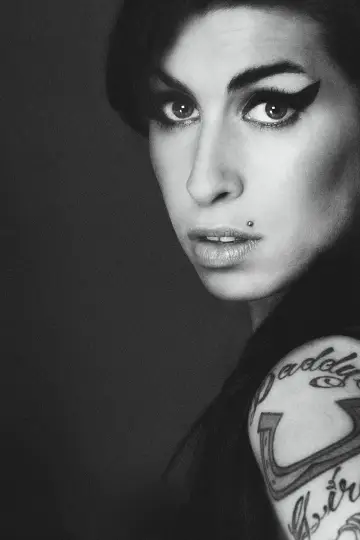 Poster to the movie "Amy" #392286