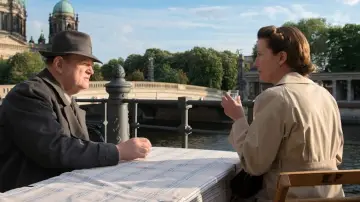 Backdrop to the movie "Alone in Berlin" #268370