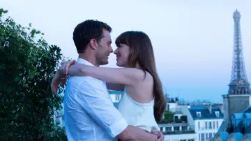 Backdrop to the movie "Fifty Shades Freed" #827886
