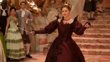 Backdrop to the movie "Disenchanted" #724973