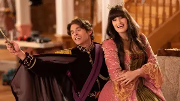 Backdrop to the movie "Disenchanted" #724977