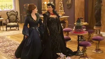 Backdrop to the movie "Disenchanted" #724978