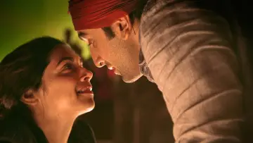 Backdrop to the movie "Tamasha" #1021689