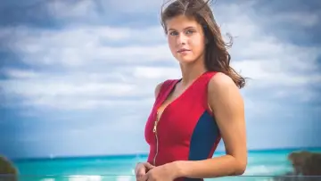 Backdrop to the movie "Baywatch" #168184