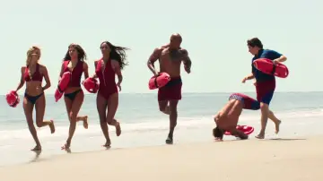 Backdrop to the movie "Baywatch" #589656