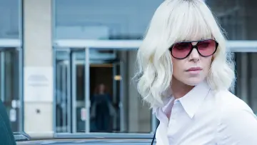 Backdrop to the movie "Atomic Blonde" #717007