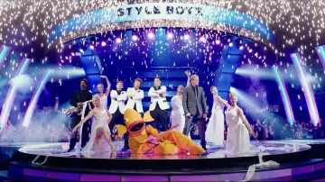 Backdrop to the movie "Popstar: Never Stop Never Stopping" #898974