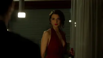 Backdrop to the movie "Raluca" #1639009