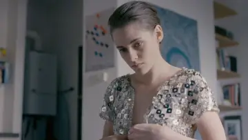 Backdrop to the movie "Personal Shopper" #1009515