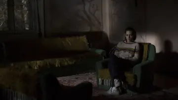 Backdrop to the movie "Personal Shopper" #349724