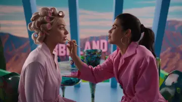 Backdrop to the movie "Barbie" #798156