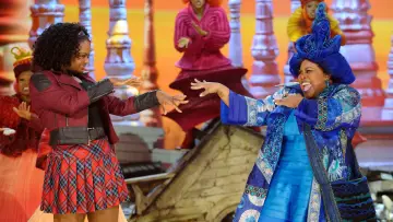 Backdrop to the movie "The Wiz Live!" #1068768