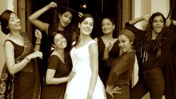 Backdrop to the movie "Angry Indian Goddesses" #1146472