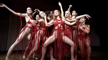Backdrop to the movie "Suspiria" #252059