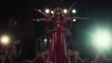 Backdrop to the movie "Suspiria" #671053