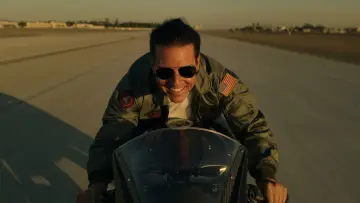 Backdrop to the movie "Top Gun: Maverick" #553380