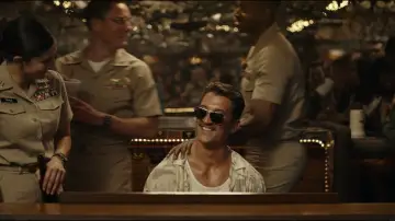 Backdrop to the movie "Top Gun: Maverick" #553389