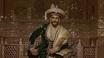 Backdrop to the movie "Bajirao Mastani" #856306