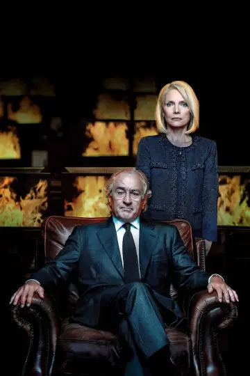 Poster to the movie "The Wizard of Lies" #996743