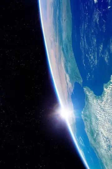 Poster to the movie "A Beautiful Planet" #1055933