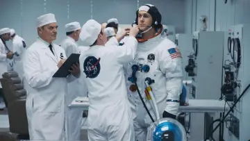 Backdrop to the movie "First Man" #243503