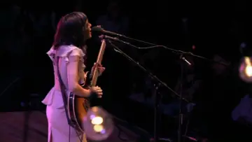 Backdrop to the movie "Natalia Lafourcade - Mujer Divina (Homenaje A Agustín Lara)" #1156241