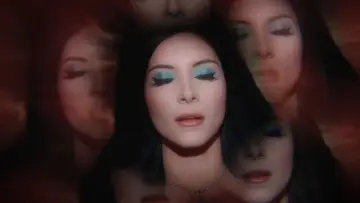 Backdrop to the movie "The Love Witch" #728496