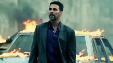 Backdrop to the movie "Airlift" #609075