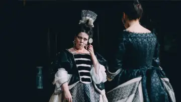 Backdrop to the movie "The Favourite" #743248