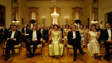 Backdrop to the movie "Jackie" #720002