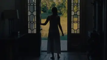 Backdrop to the movie "mother!" #627107