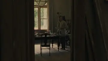 Backdrop to the movie "mother!" #627143