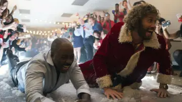 Backdrop to the movie "Office Christmas Party" #328657