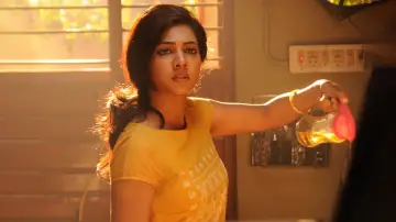 Backdrop to the movie "Kadhalum Kadanthu Pogum" #1651721