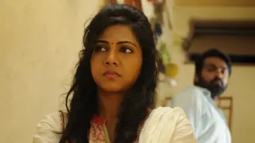 Backdrop to the movie "Kadhalum Kadanthu Pogum" #1651728