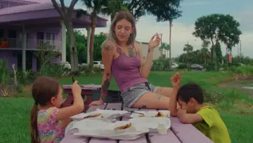 Backdrop to the movie "The Florida Project" #917408