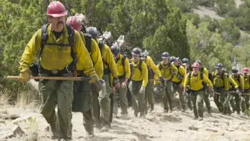 Backdrop to the movie "Only the Brave" #218390