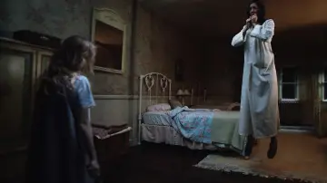 Backdrop to the movie "Annabelle: Creation" #276620